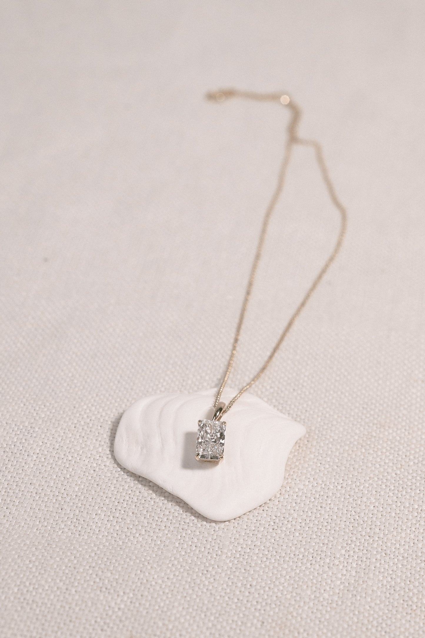 Radiant Pendant 01