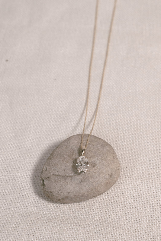 Oval Pendant 01